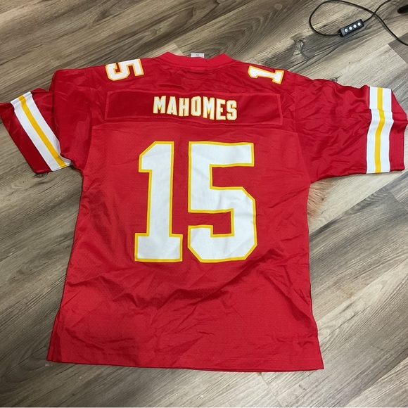 NFL MAHOMES RED FOOTBALL JERSEY SIZE S - Picture 1 of 10